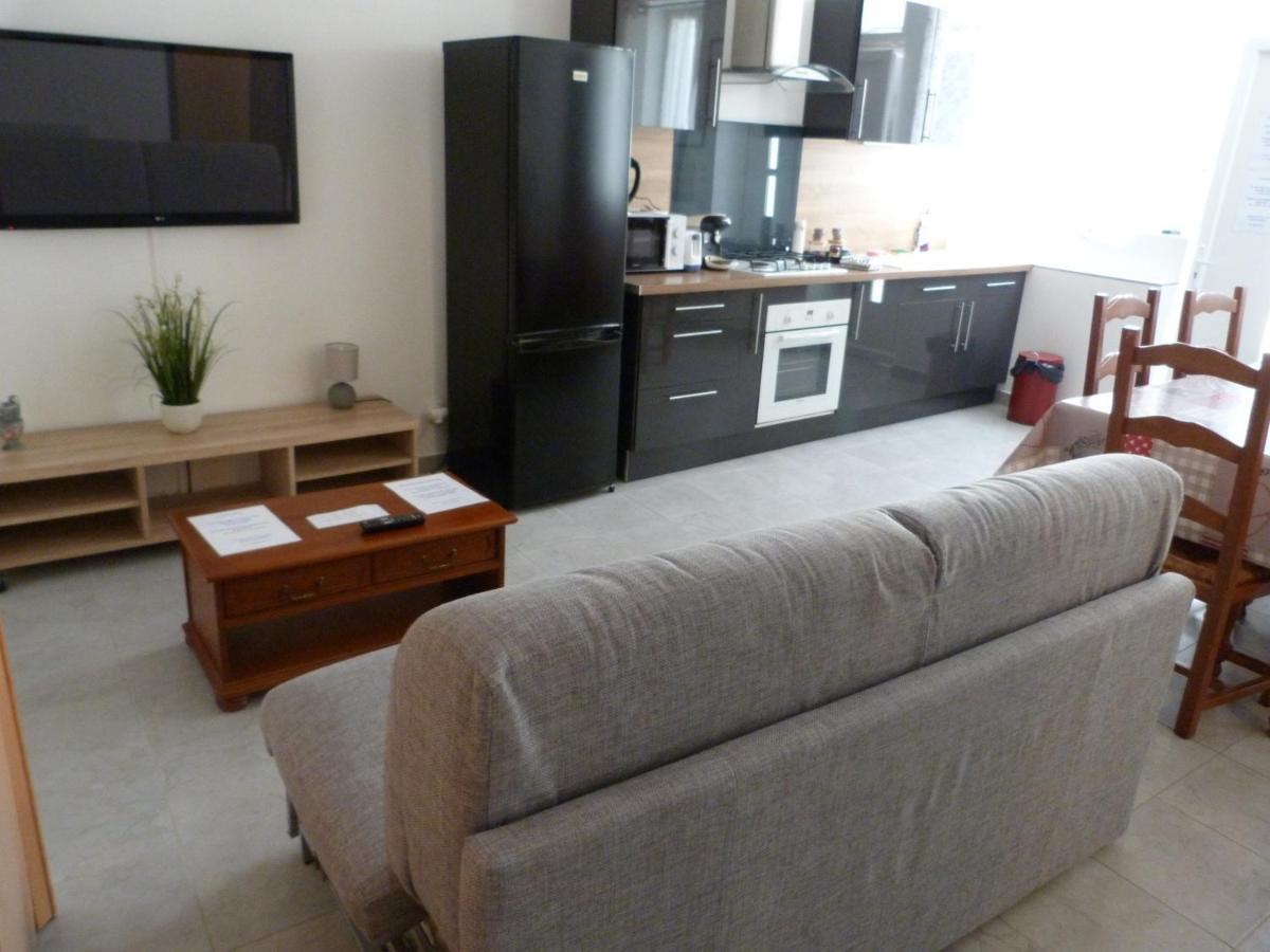 Appartement T.2 - Parking -Gratuit Vierzon Luaran gambar